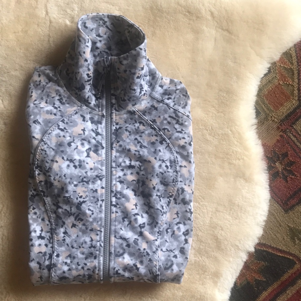 lululemon Asana Jacket, 4